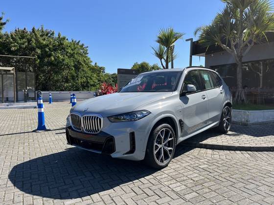 BMW X5 3.0 I6 TURBO HÍBRIDO XDRIVE50E M SPORT AUTOMÁTICO BMW X5 3.0 I6 TURBO HÍBRIDO XDRIVE50E M SPORT AUTOMÁTICO